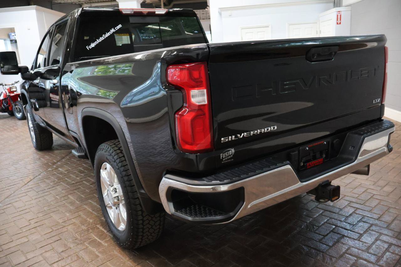 Used 2020 Chevrolet Silverado 2500 LTZ w/ LTZ Convenience Package AWD/4WD image 5
