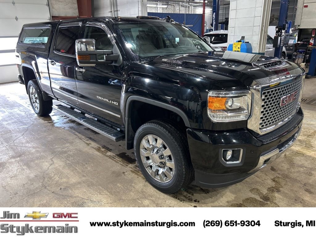 Used 2017 GMC Sierra 2500 Denali AWD/4WD image 11