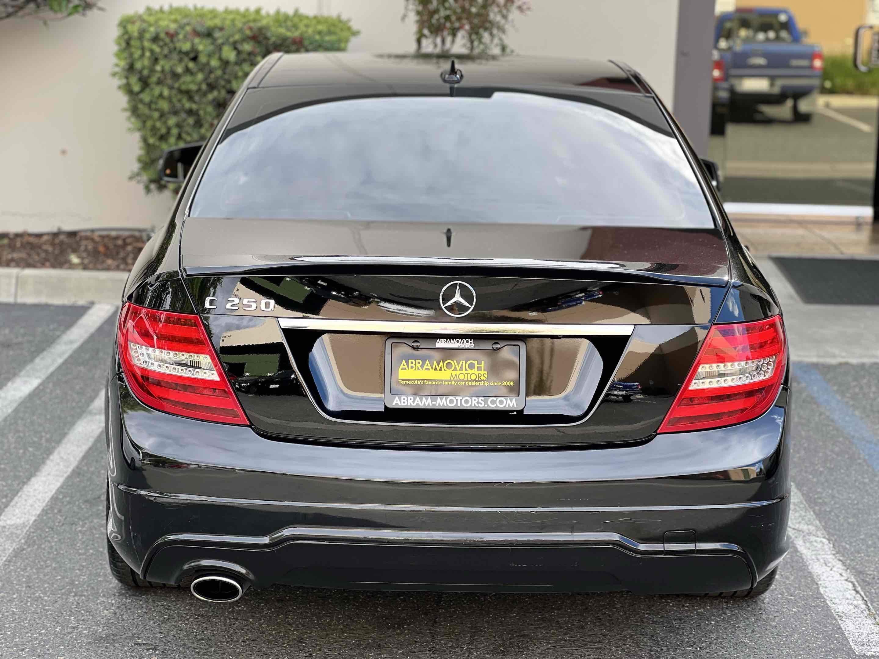 Used 2012 Mercedes-Benz C 250 Sedan image 30