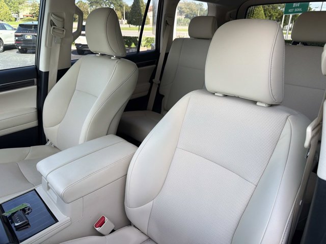 Used 2021 Lexus GX 460 Premium w/ Premium Package AWD/4WD image 13