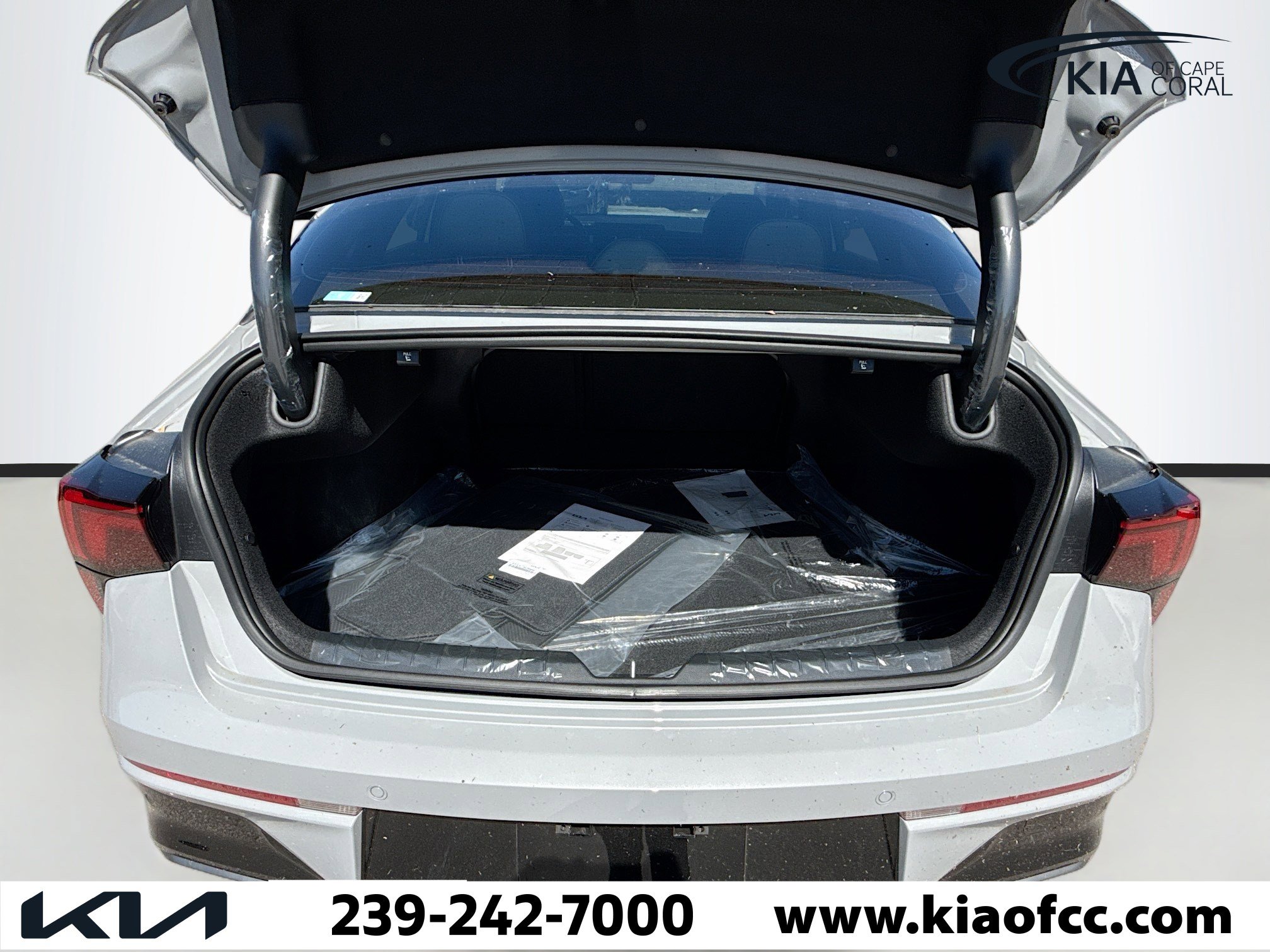 New 2026 Kia K5 GT-Line image 12