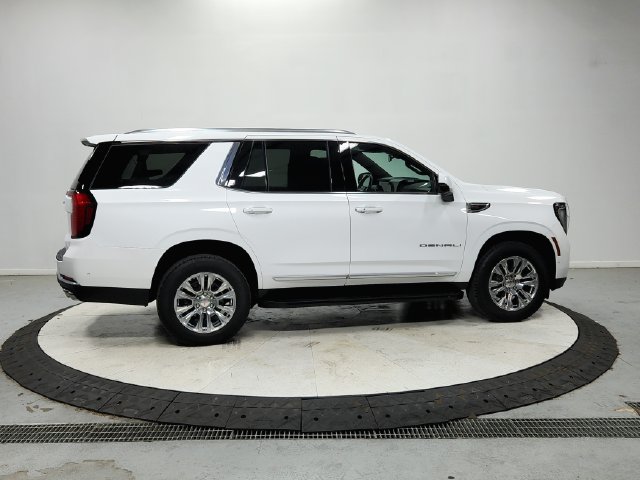 Used 2025 GMC Yukon Denali RWD image 9