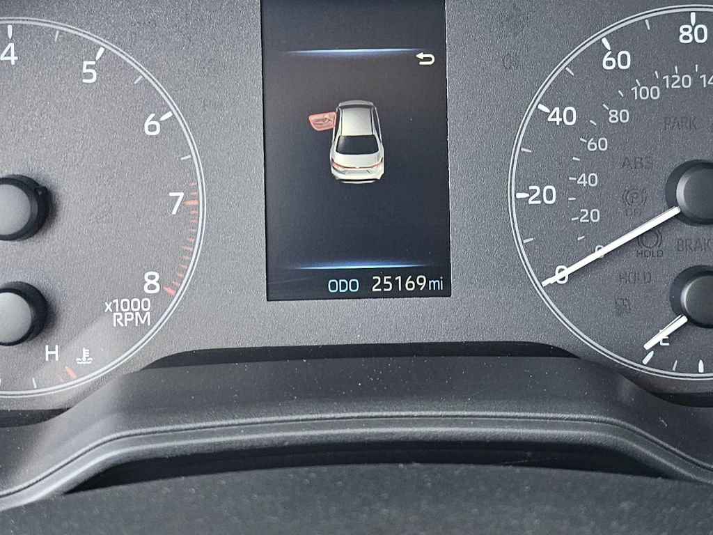 Certified 2025 Toyota Corolla LE image 25