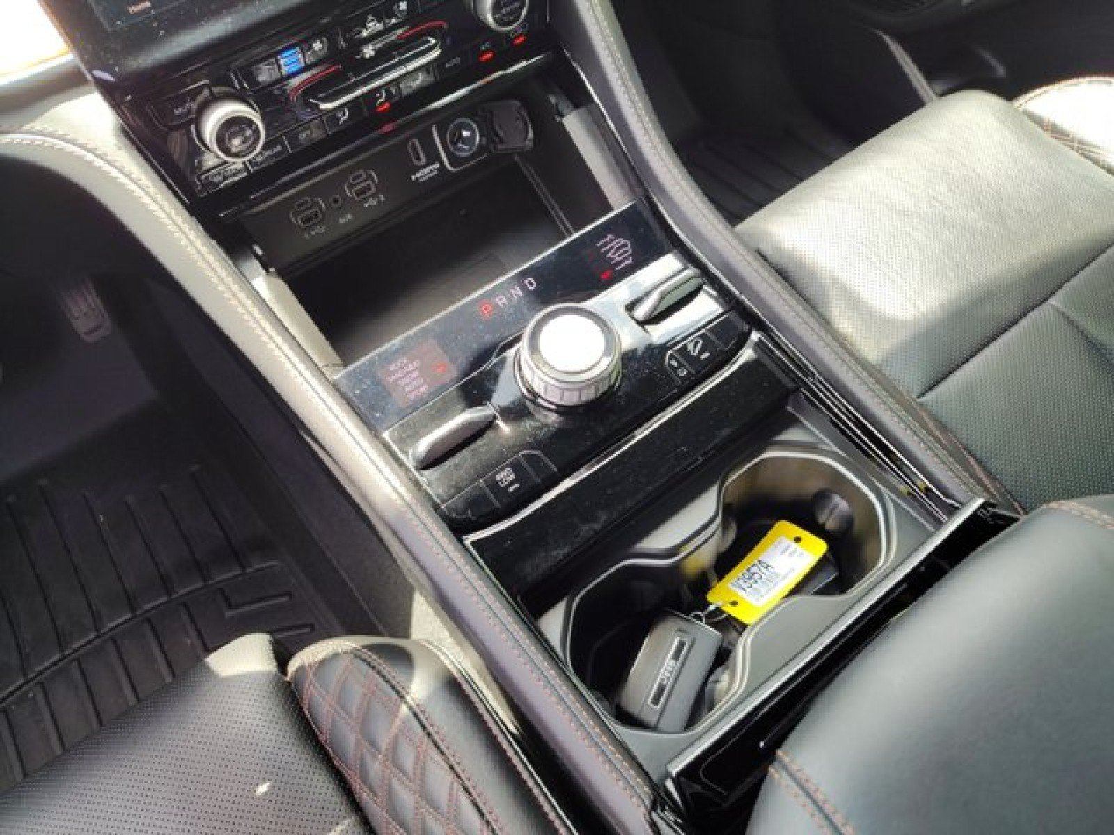 Used 2023 Jeep Grand Cherokee Summit AWD/4WD image 14