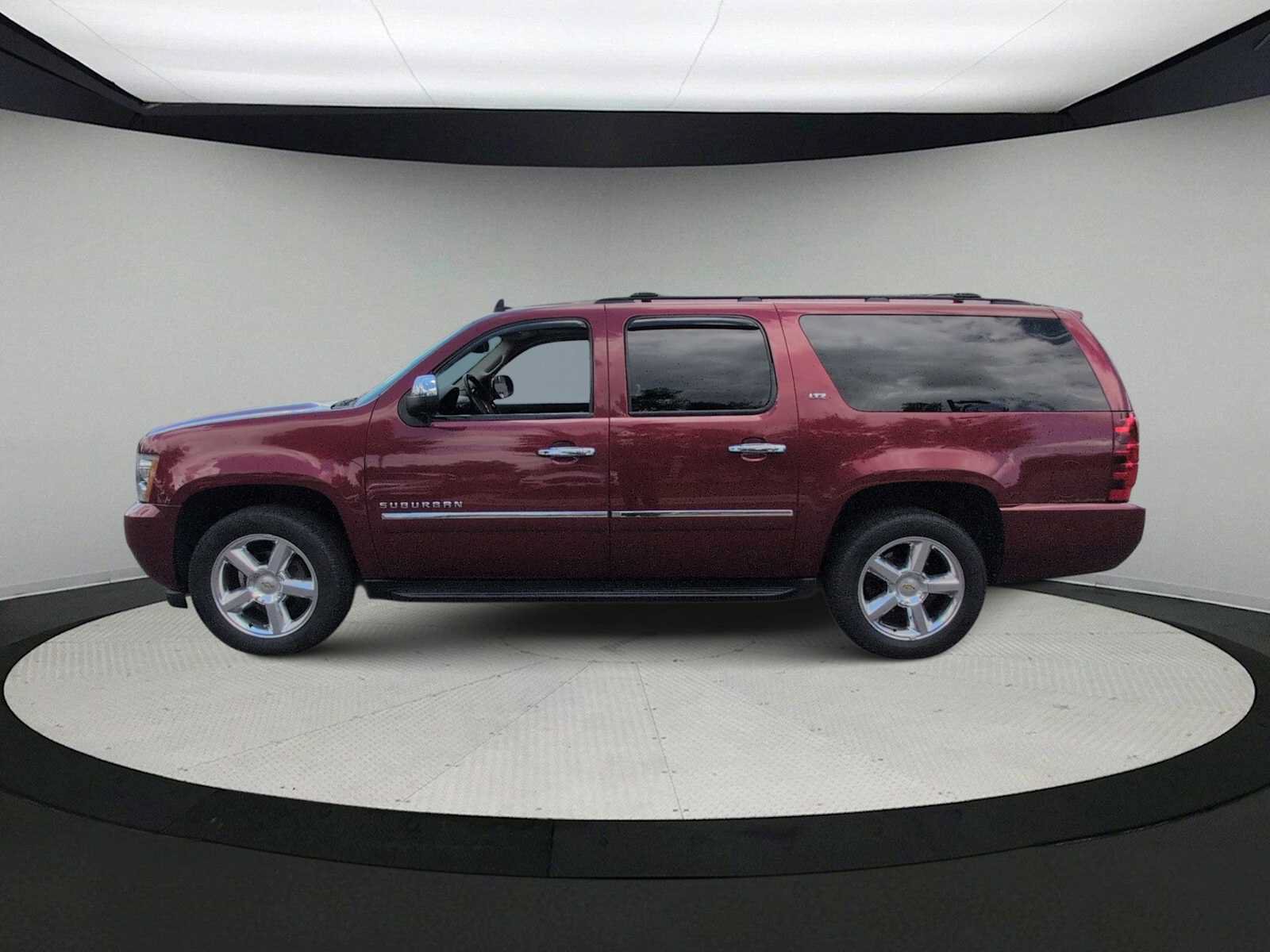 Used 2011 Chevrolet Suburban LTZ AWD/4WD image 5