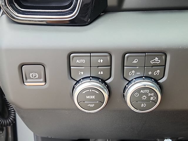 New 2026 GMC Sierra 1500 AT4 w/ Technology Package AWD/4WD image 16