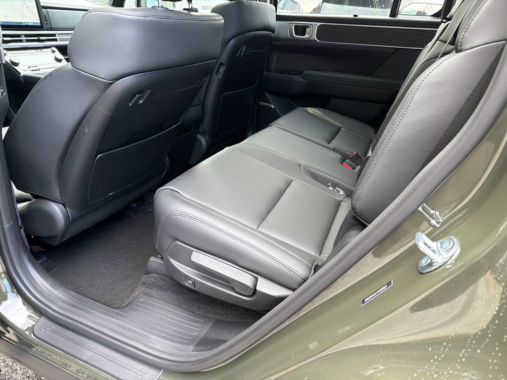 New 2026 Hyundai Santa Fe Limited FWD image 21