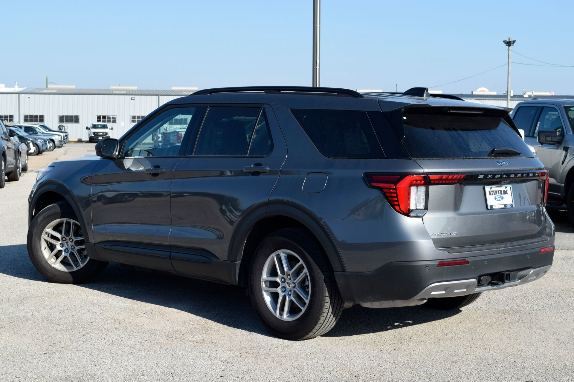New 2026 Ford Explorer Active w/ Active Comfort Package image 4
