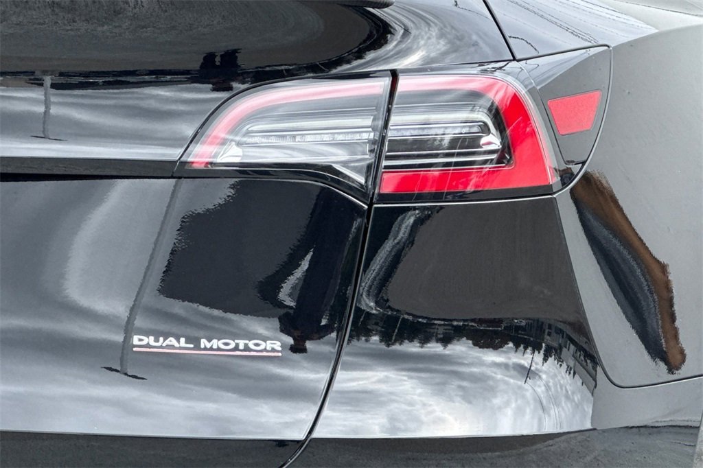 Used 2020 Tesla Model Y Performance image 26