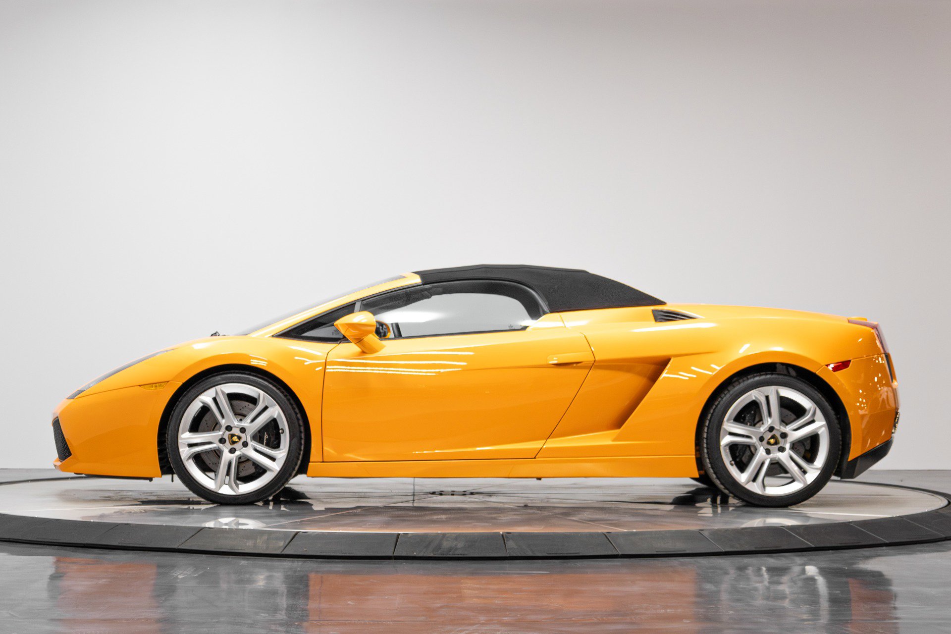 Used 2008 Lamborghini Gallardo Spyder image 25