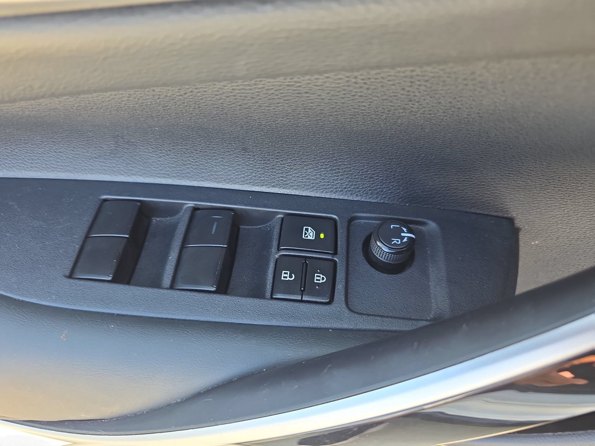 Used 2024 Toyota Corolla XSE FWD image 26