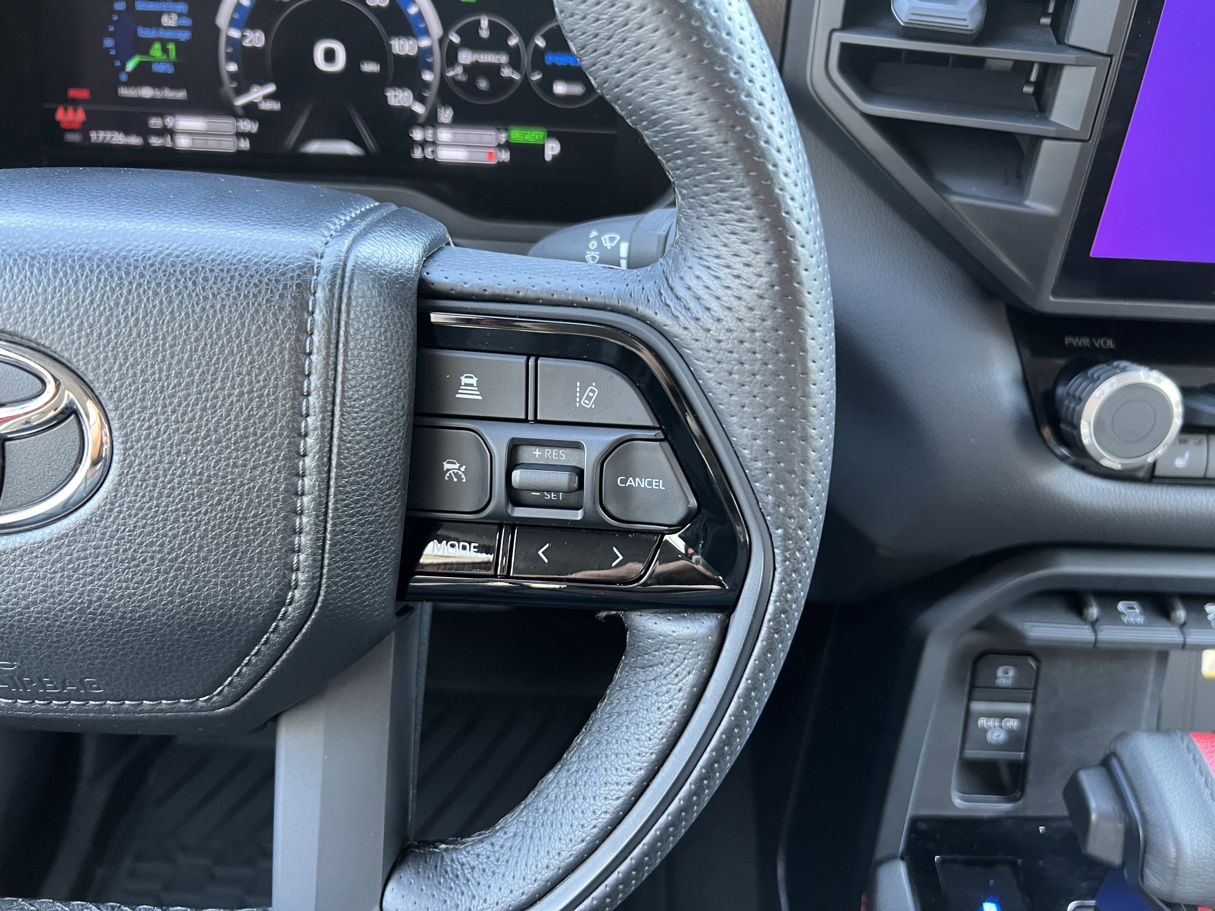 Used 2022 Toyota Tundra TRD Pro image 25