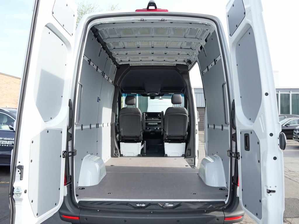 Used 2026 Mercedes-Benz Sprinter 2500 image 7