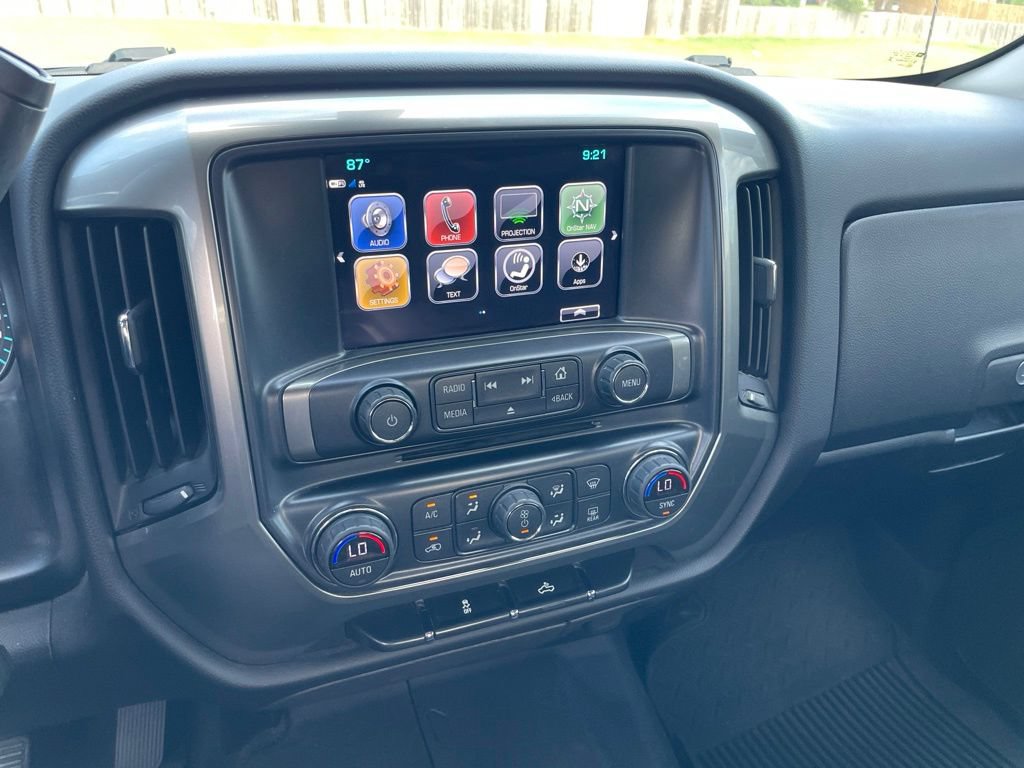Used 2018 Chevrolet Silverado 1500 LT w/ Texas Edition AWD/4WD image 13