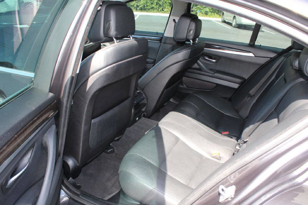 Used 2013 BMW 528i xDrive Sedan AWD/4WD image 8