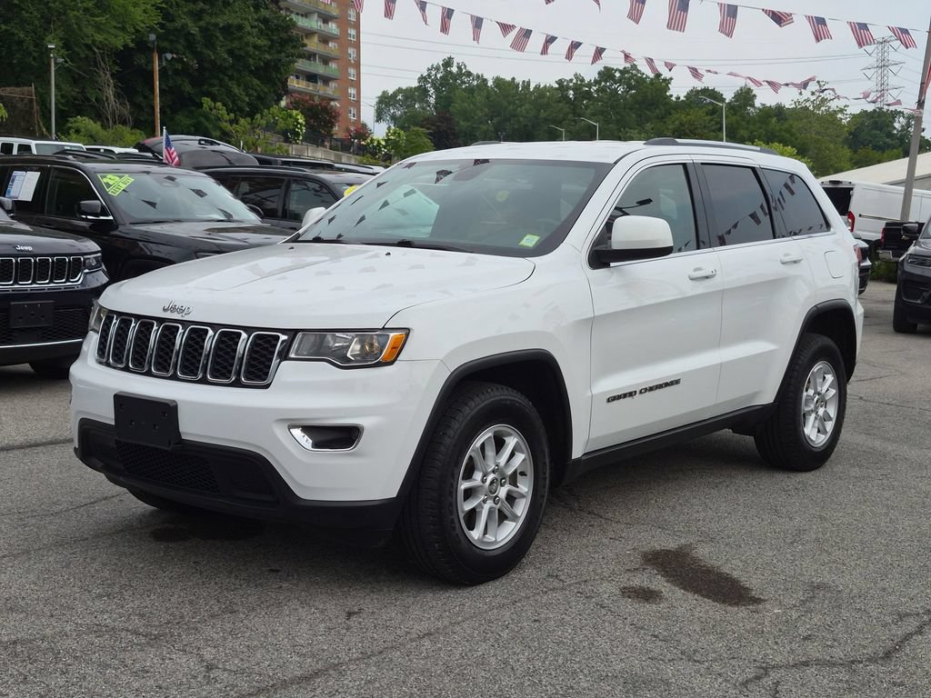 Used 2020 Jeep Grand Cherokee Laredo AWD/4WD image 2