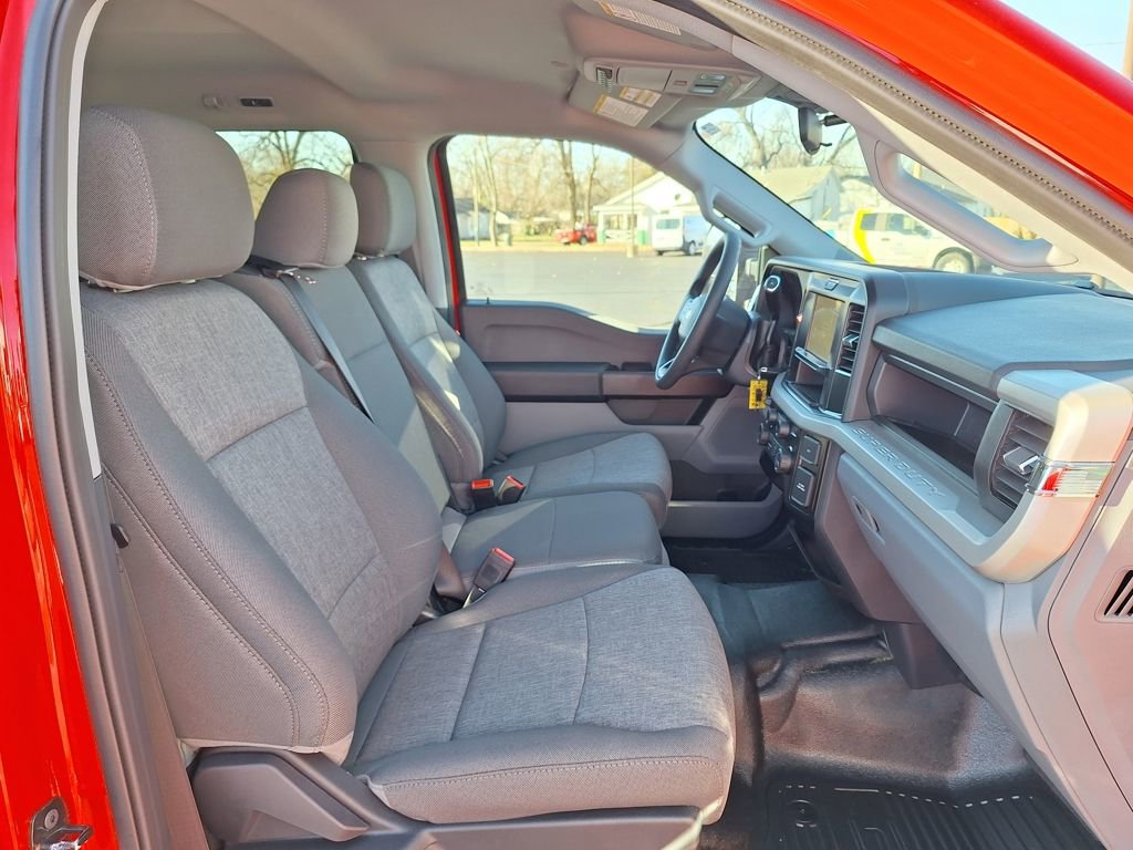 New 2026 Ford F350 XL w/ XL Chrome Package image 15