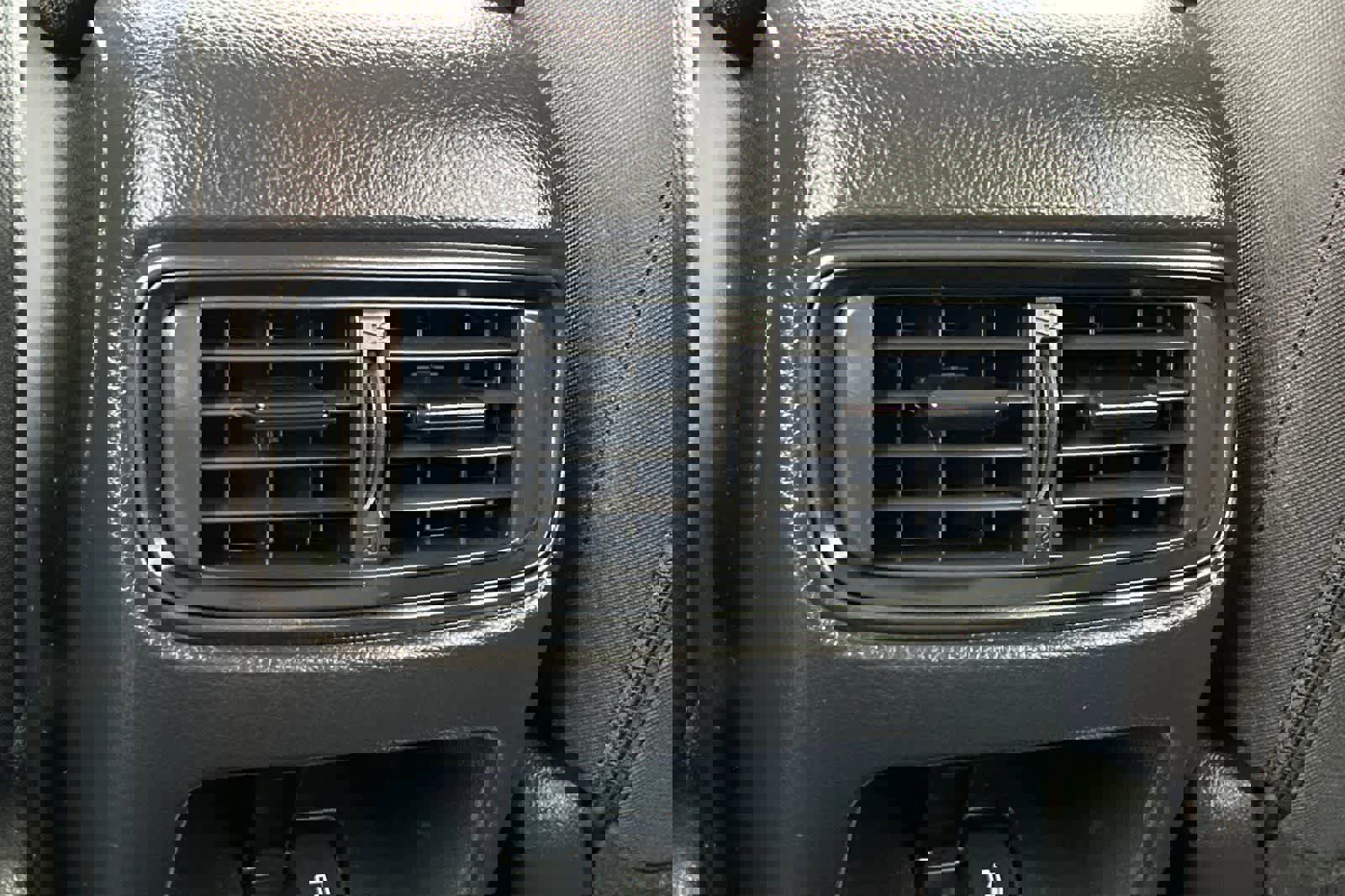 Used 2018 Honda CR-V EX image 15