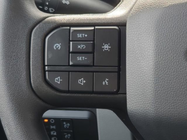 New 2023 Ford F550 4x4 Regular Cab Super Duty image 23