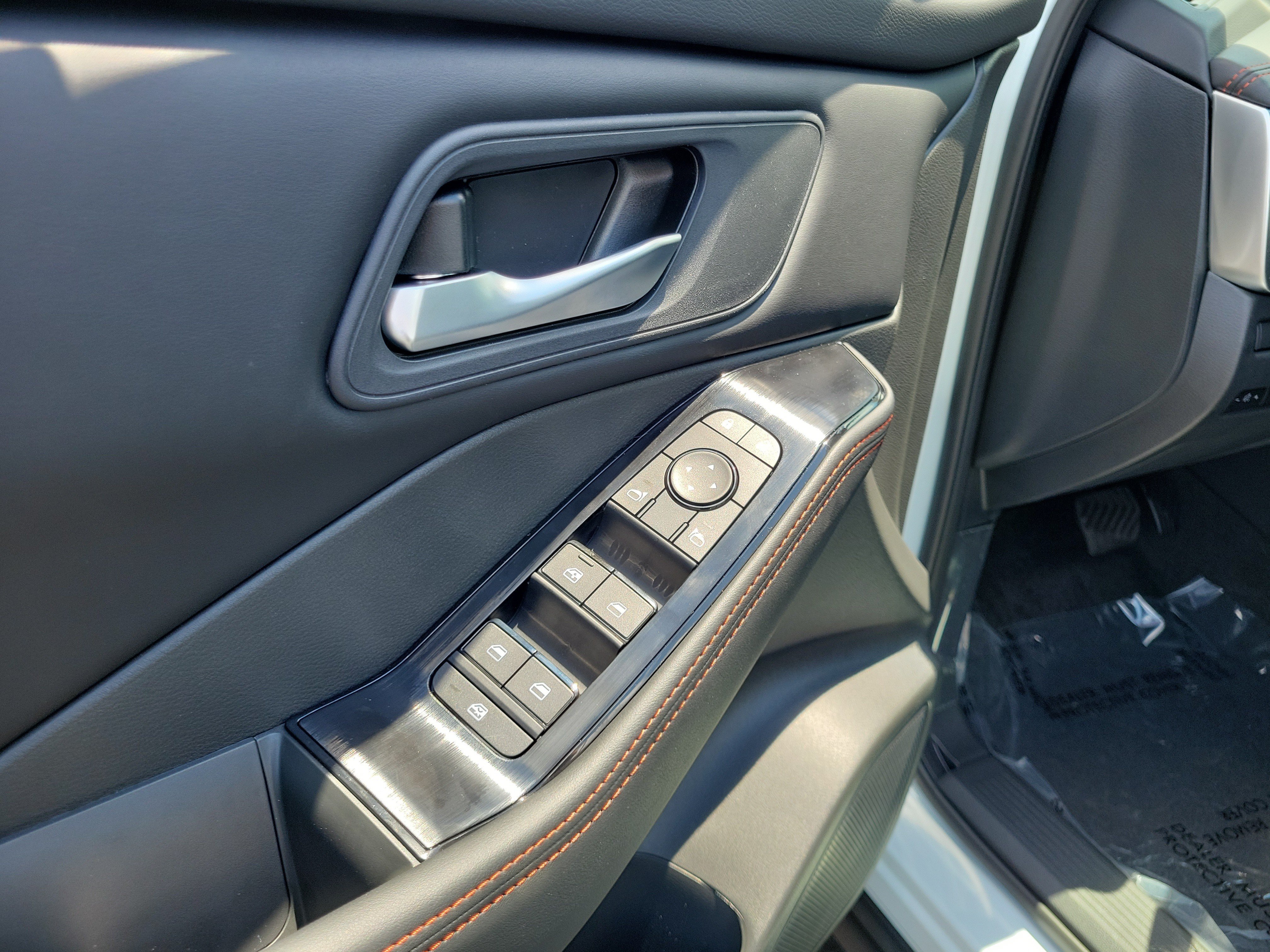 New 2026 Nissan Rogue SV AWD/4WD image 18