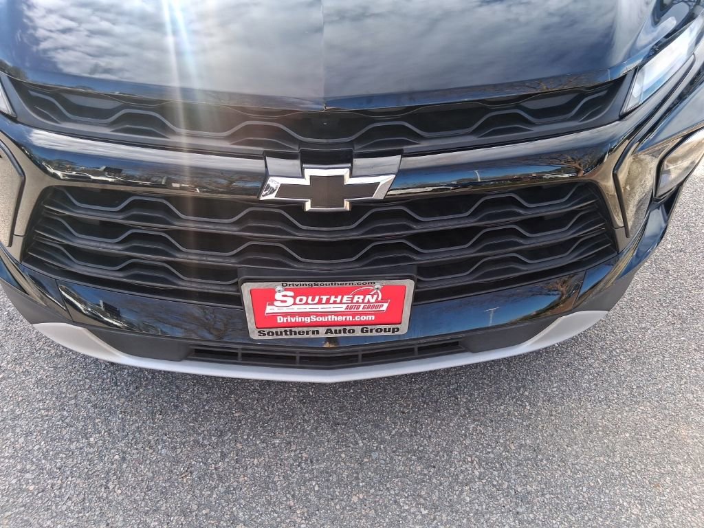 Used 2023 Chevrolet Blazer LT w/ LPO, Black Grille Bar Package image 25