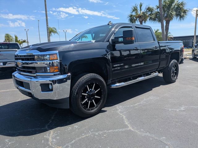 Used 2019 Chevrolet Silverado 2500 LT w/ LT Convenience Package AWD/4WD image 8