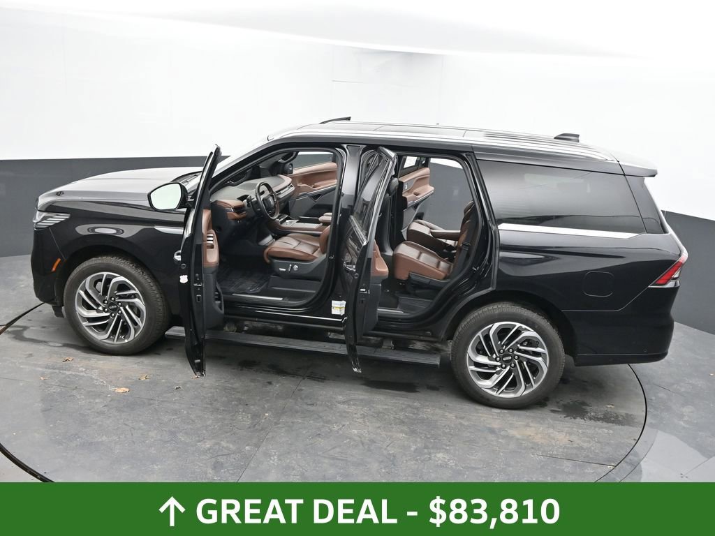 Used 2025 Lincoln Navigator Reserve AWD/4WD image 68