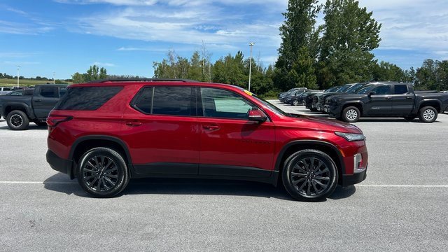 Certified 2023 Chevrolet Traverse RS image 2
