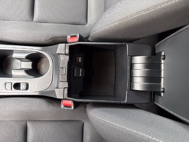 Used 2024 Toyota Corolla LE FWD image 24