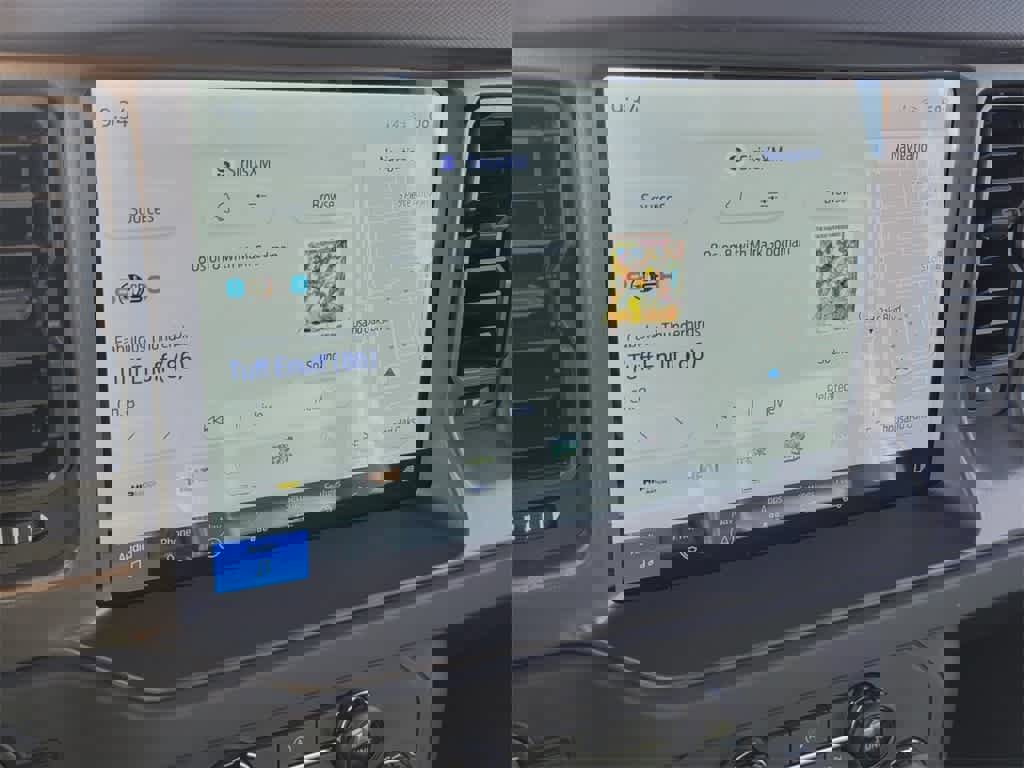 Used 2025 Ford Bronco Badlands image 23