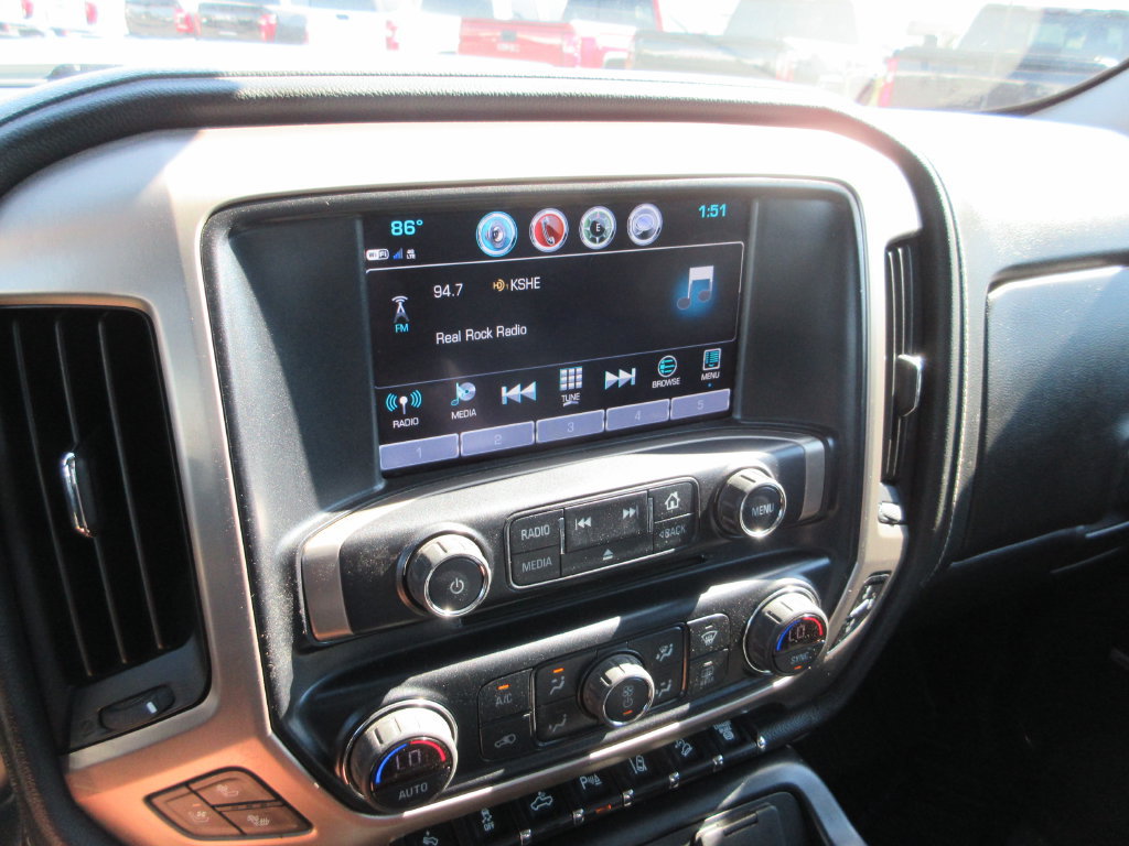 Used 2018 GMC Sierra 3500 Denali w/ Duramax Plus Package AWD/4WD image 31