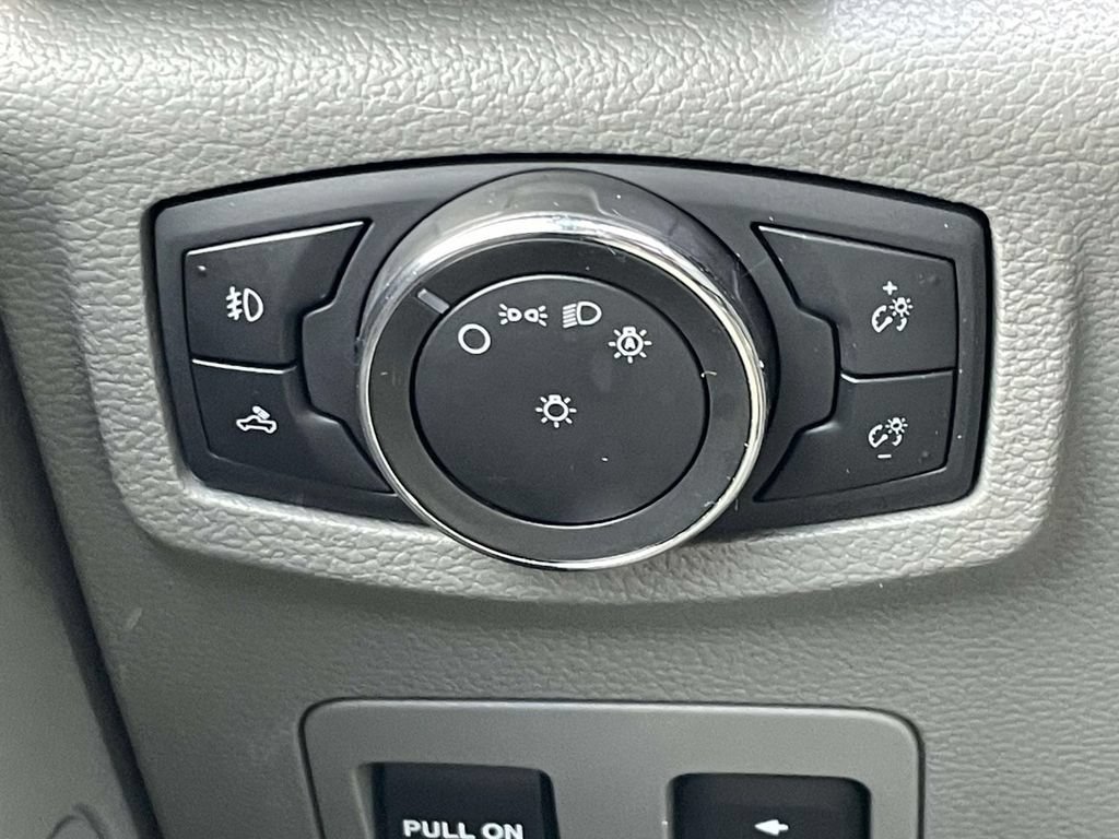 Used 2020 Ford F150 XLT w/ Equipment Group 302A Luxury AWD/4WD image 19