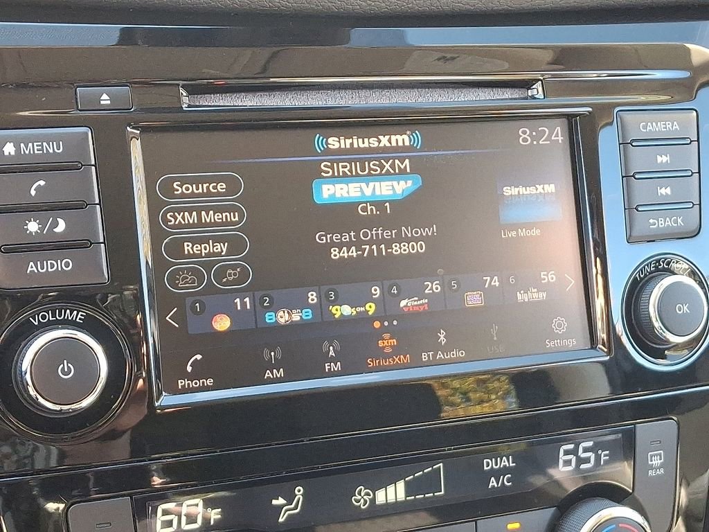 Used 2019 Nissan Rogue SV image 17