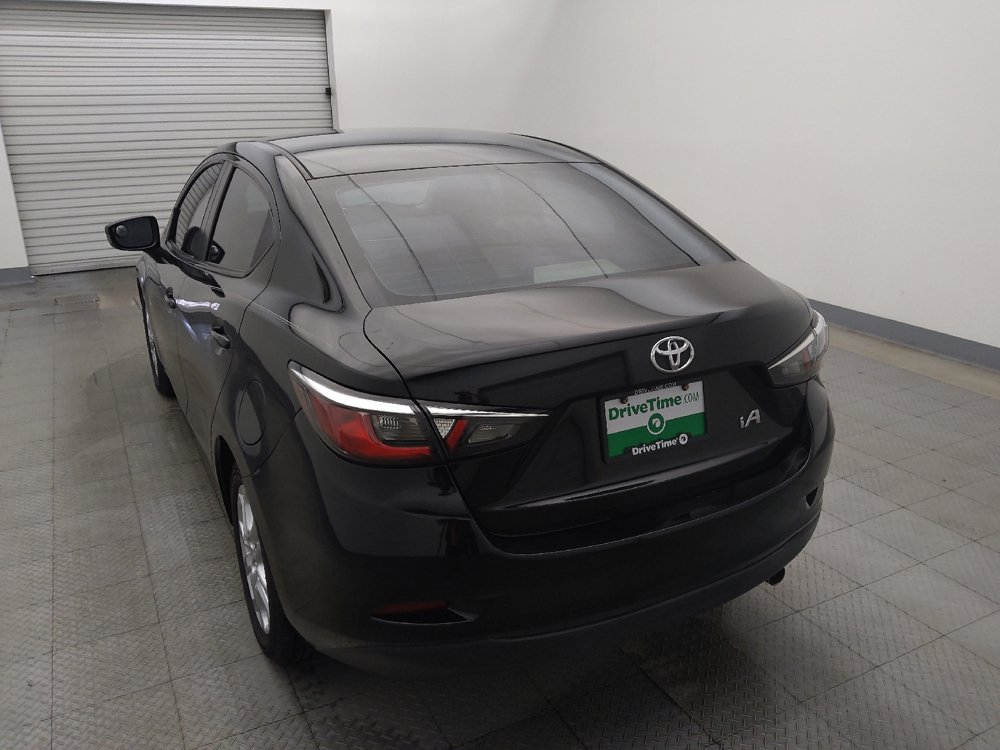 Used 2017 Toyota Yaris iA FWD image 6