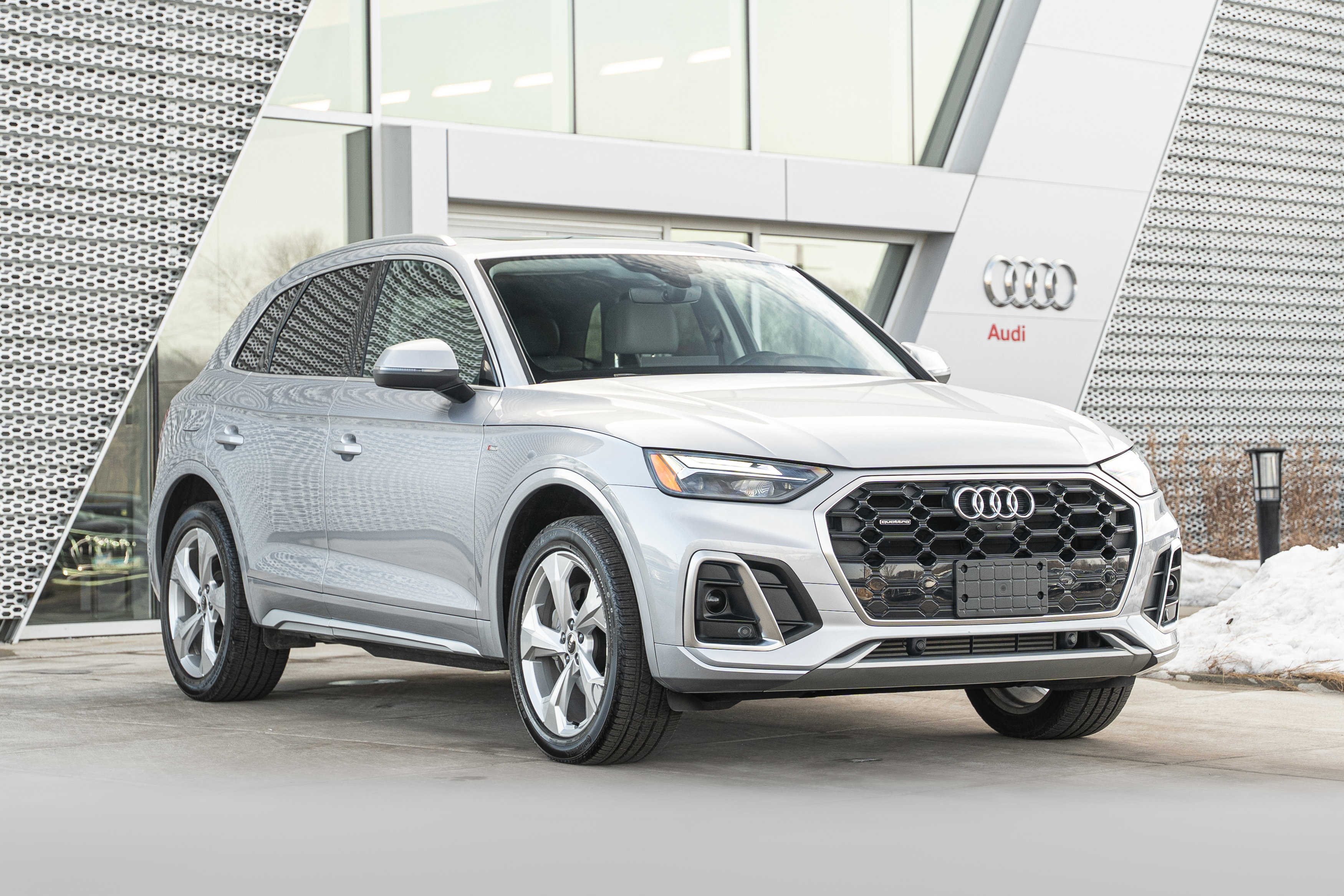 Certified 2022 Audi Q5 2.0T Premium Plus video 1