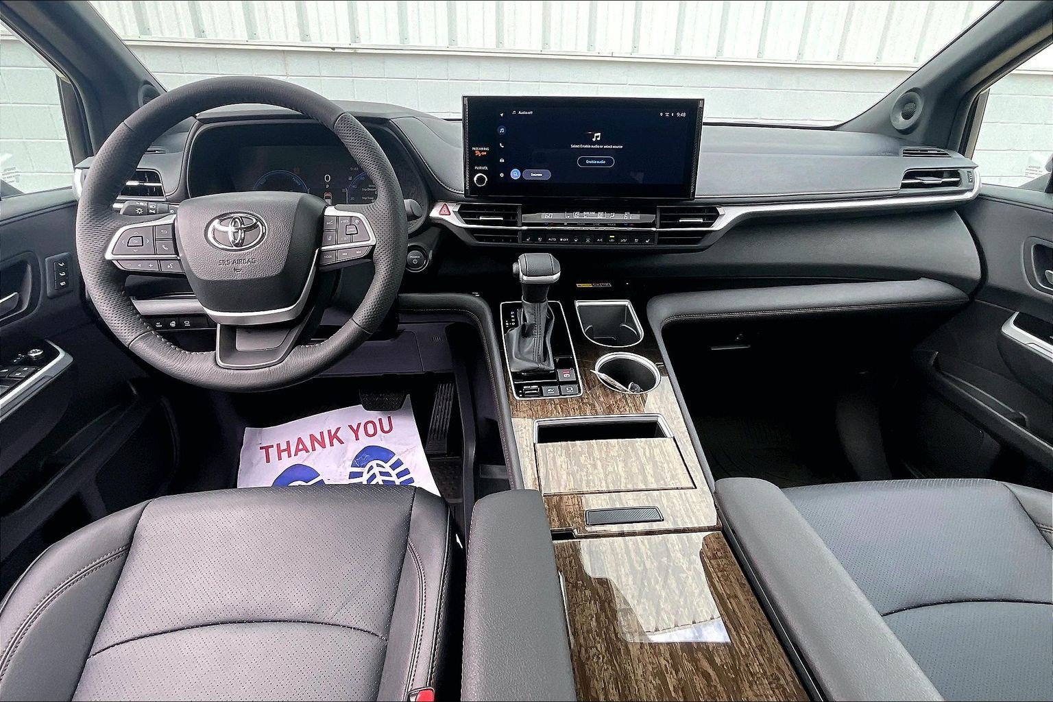 New 2026 Toyota Sienna Platinum AWD/4WD image 6