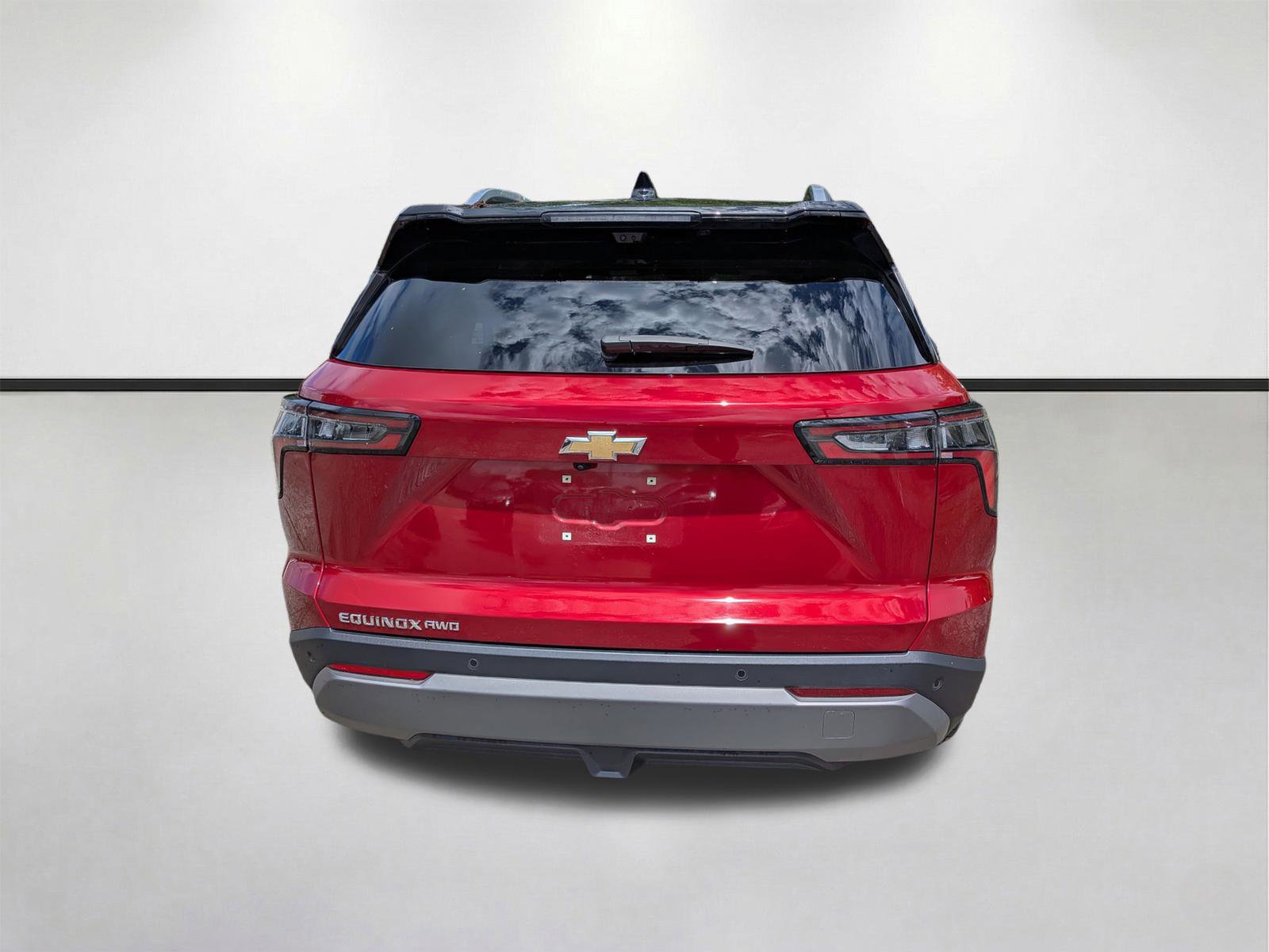 Used 2025 Chevrolet Equinox LT w/ Safety and Technology Package image 5