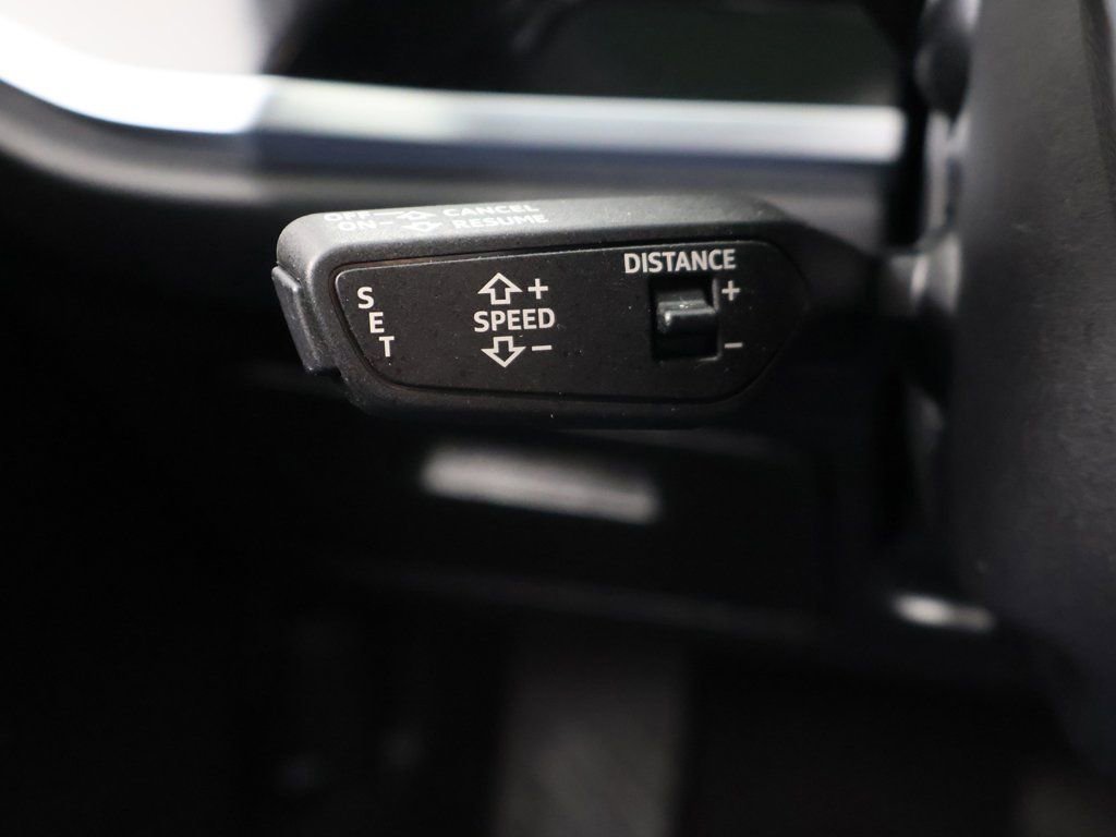 Used 2025 Audi Q3 2.0T Premium image 43