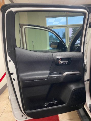 Used 2023 Toyota Tacoma TRD Pro image 14