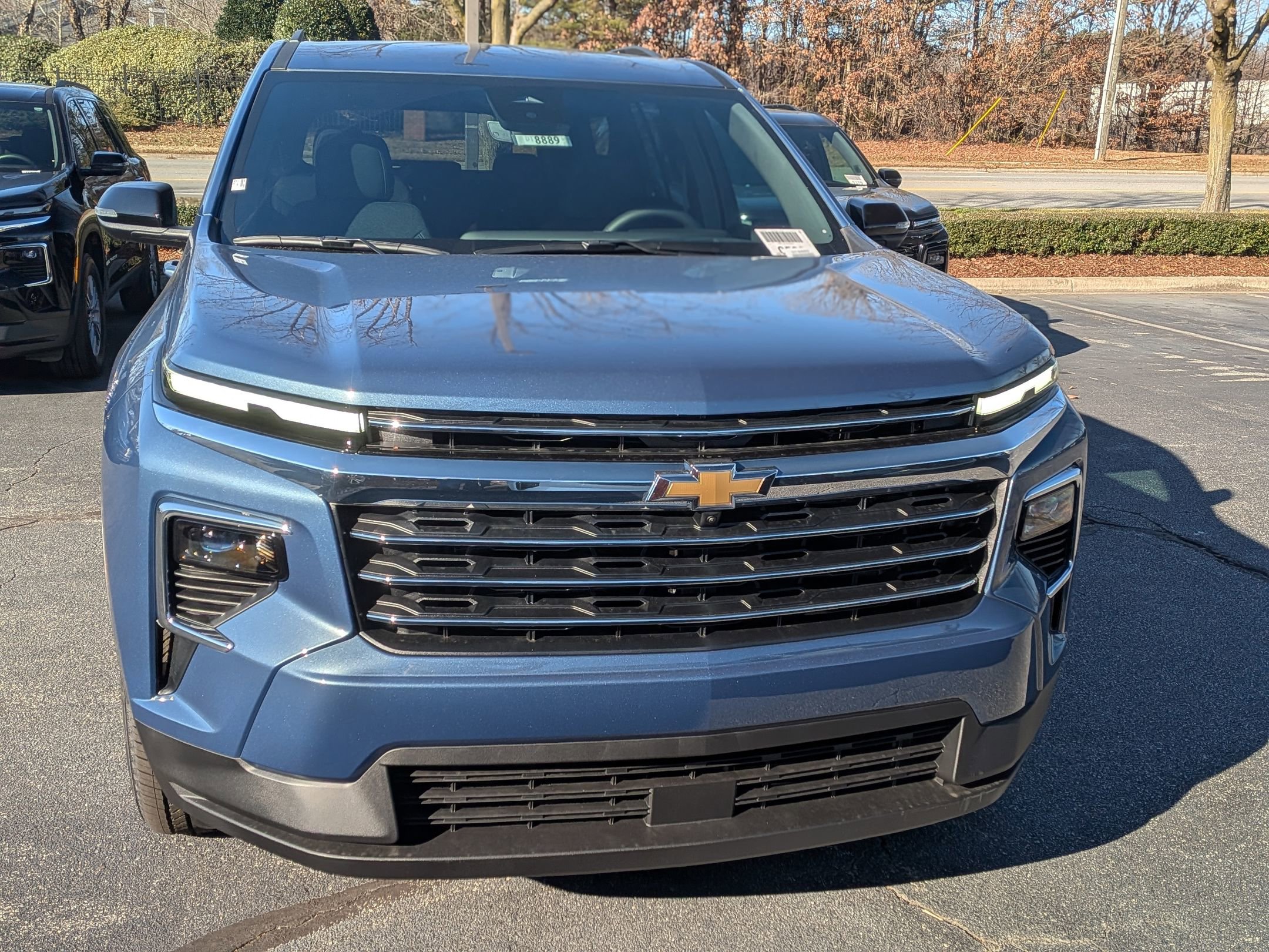 New 2026 Chevrolet Traverse LT w/ Driver Confidence Package FWD image 2
