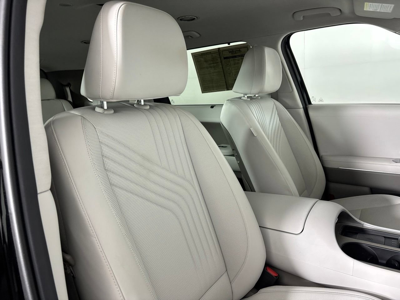Used 2026 Hyundai Palisade SEL FWD image 30