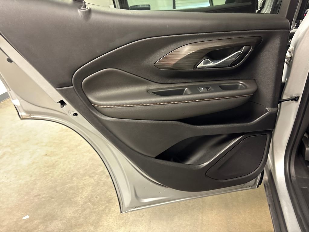 Used 2021 GMC Terrain SLT image 42
