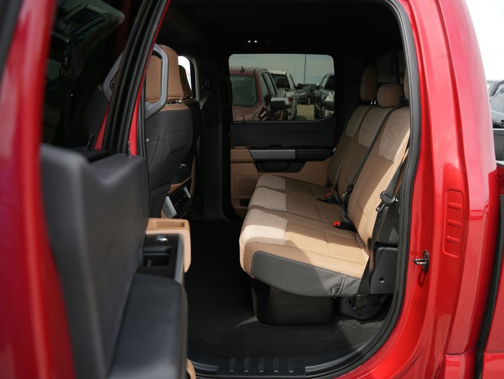Used 2023 Ford F350 XLT w/ 360-Degree Camera Package AWD/4WD image 28