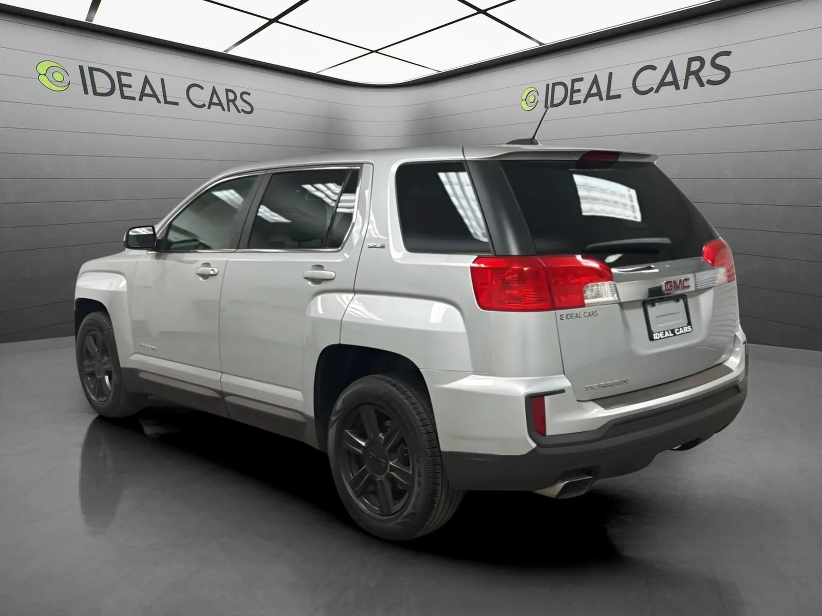 Used 2016 GMC Terrain SLE FWD image 7