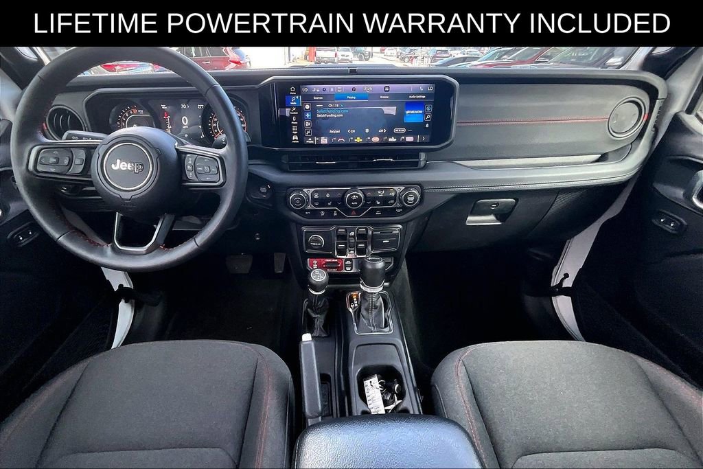 Used 2024 Jeep Gladiator Rubicon w/ Convenience Group image 16