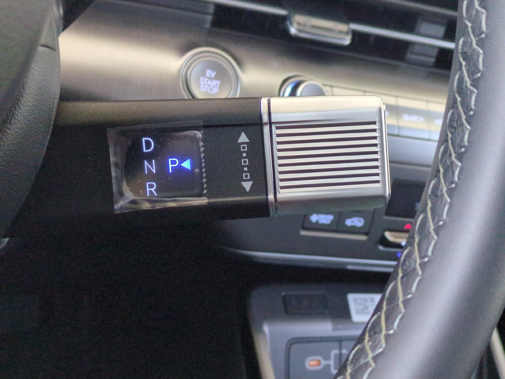 Used 2025 Hyundai Kona SEL FWD image 22
