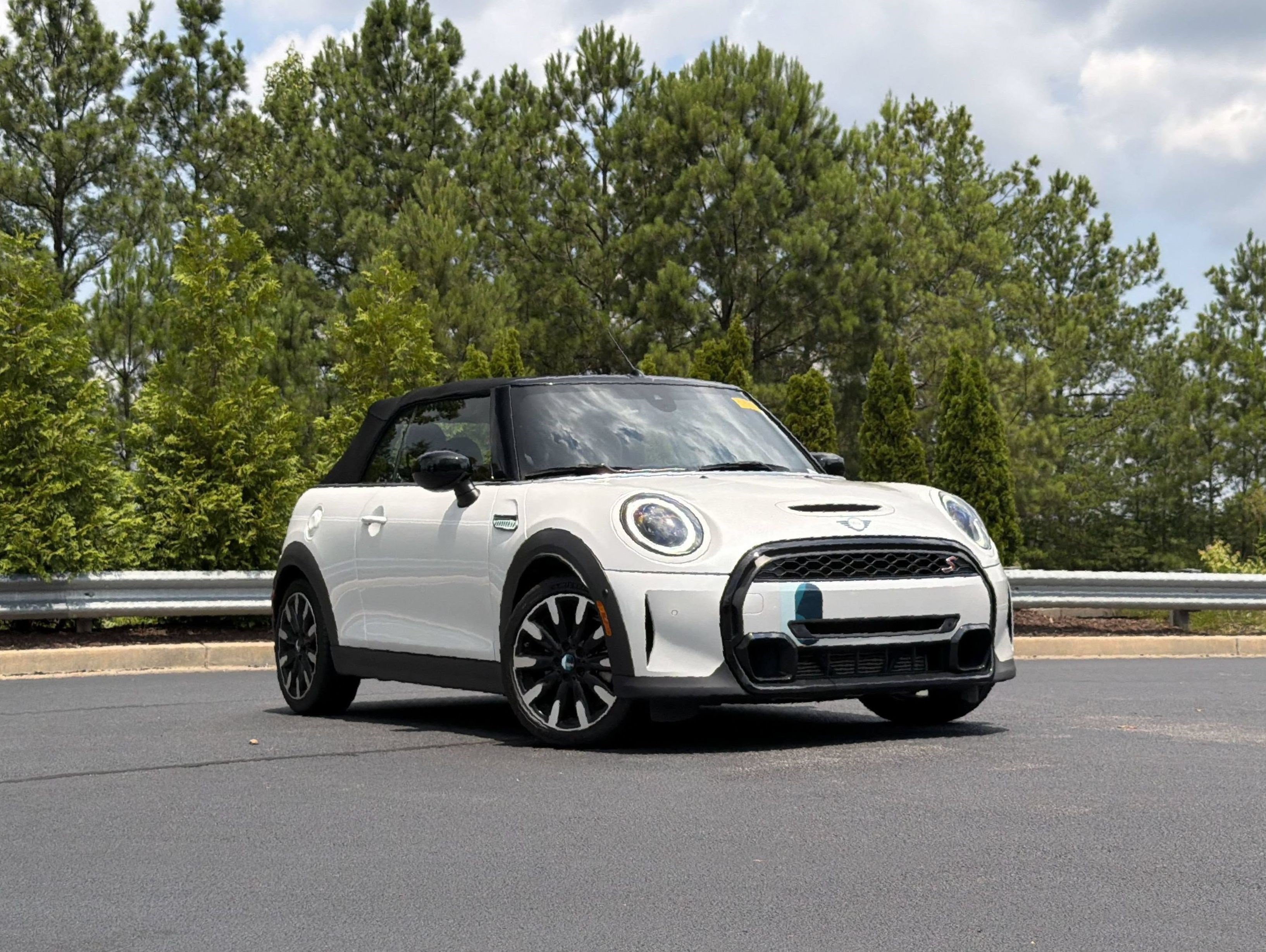 Used 2024 MINI Cooper S w/ Seaside Edition FWD image 2