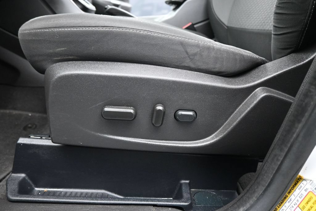 Certified 2017 Ford C-MAX SE FWD image 10