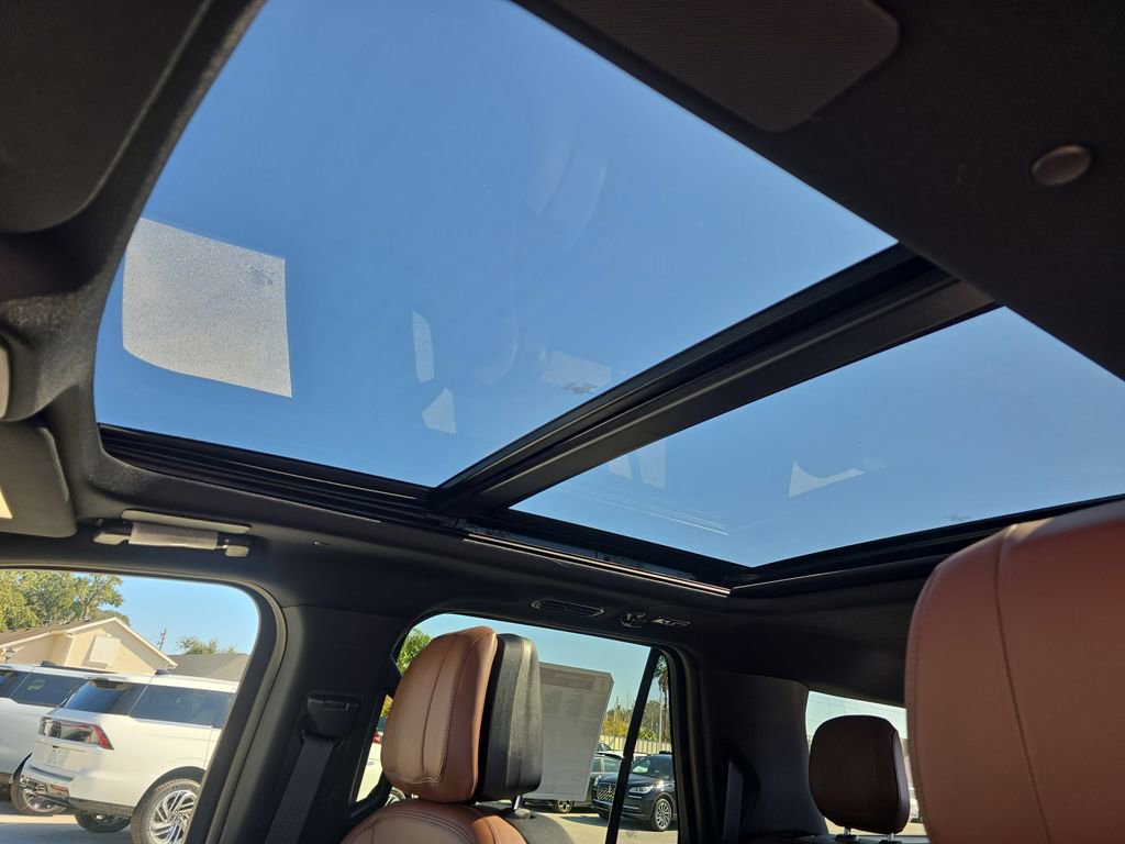 New 2026 Lincoln Navigator L Reserve image 28