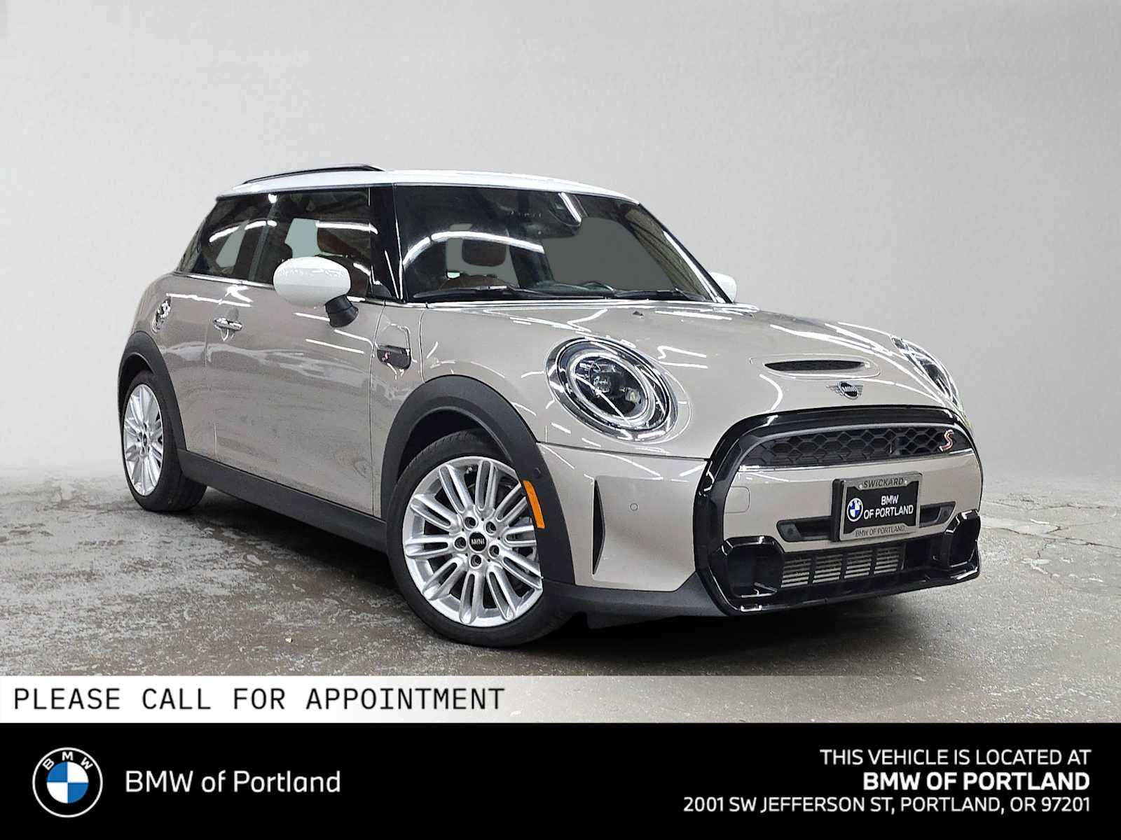 Used 2022 MINI Cooper S w/ Driver Assistance Package FWD image 1